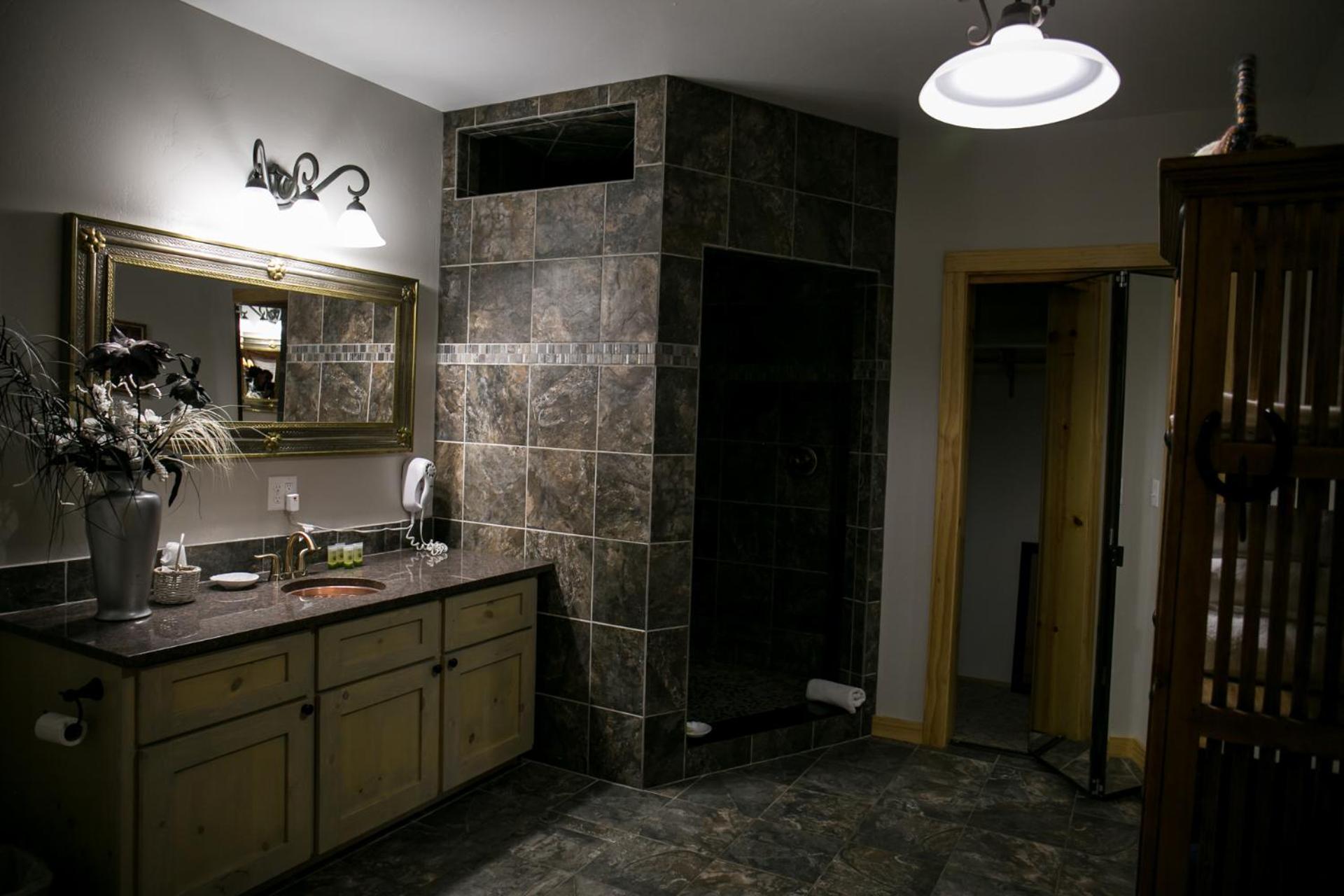 Holy Smoke Resort Keystone Room photo